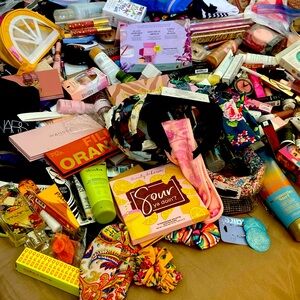 Random goodies! 5 items for $25! Read description!